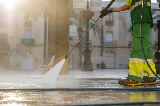Best Commercial Pressure Washing  in St Johns, MI